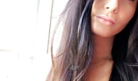 لزبین تصاویر متحرک xxx نوجوانان کتی و سیلوی لیس می زنند